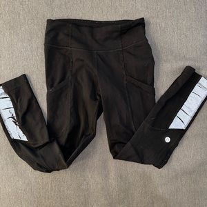 Lululemon reflective leggings with side pockets
